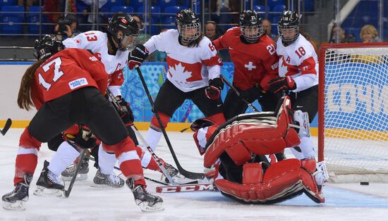 2014 Winter Olympics. Ice hockey. Women. Canada vs. Switzerland