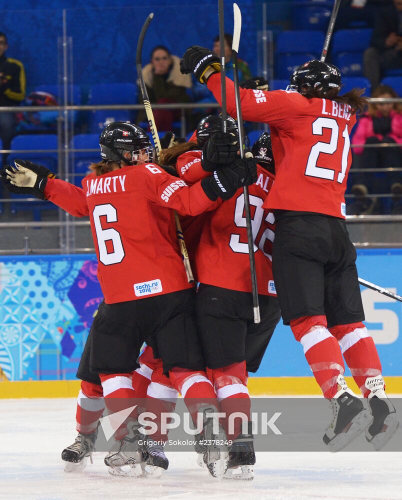 2014 Winter Olympics. Ice hockey. Women. Canada vs. Switzerland