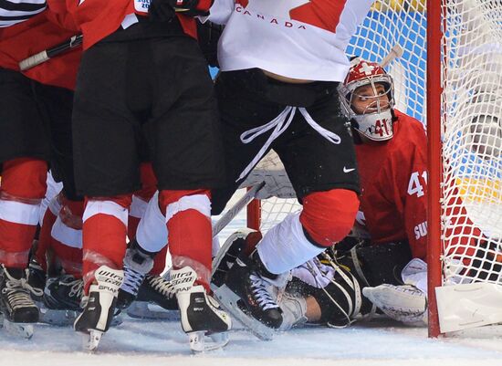 2014 Winter Olympics. Ice hockey. Women. Canada vs. Switzerland