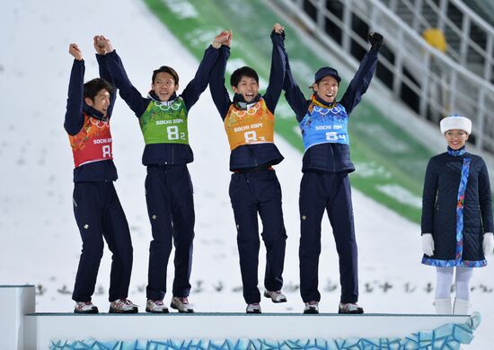 2014 Winter Olympics. Ski jumping. Teams