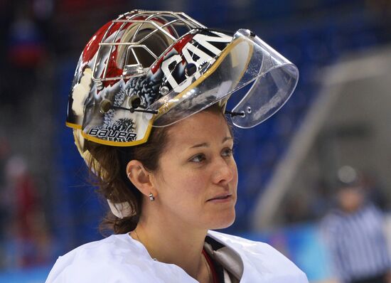 2014 Winter Olympics. Hockey. Women. Canada vs. Switzerland
