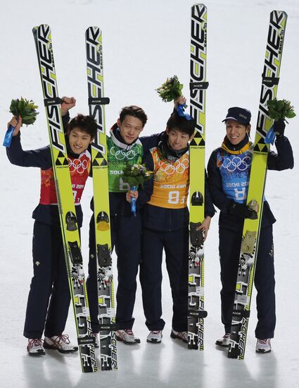 2014 Winter Olympics. Ski jumping. Teams