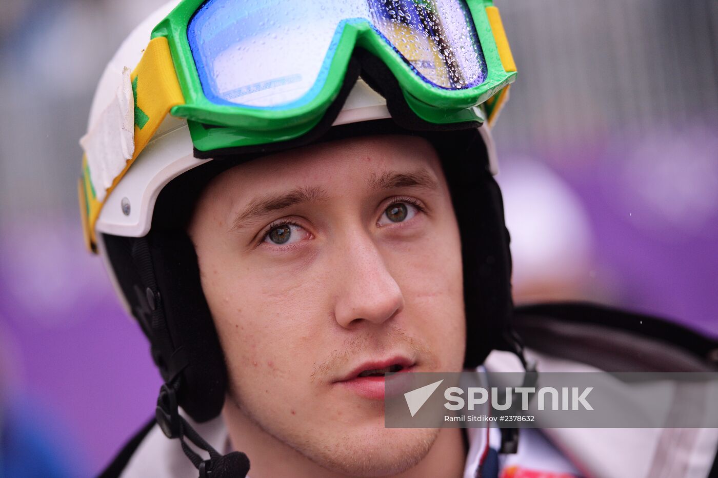 2014 Winter Olympics. Snowboarding. Men/Women. Snowboard cross