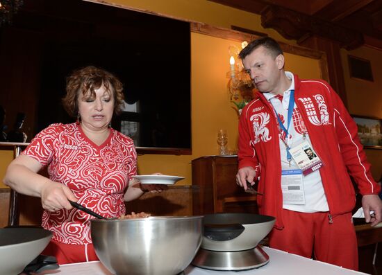 Elena Chekalova's book "EAT!" presented at Bosco House, Sochi