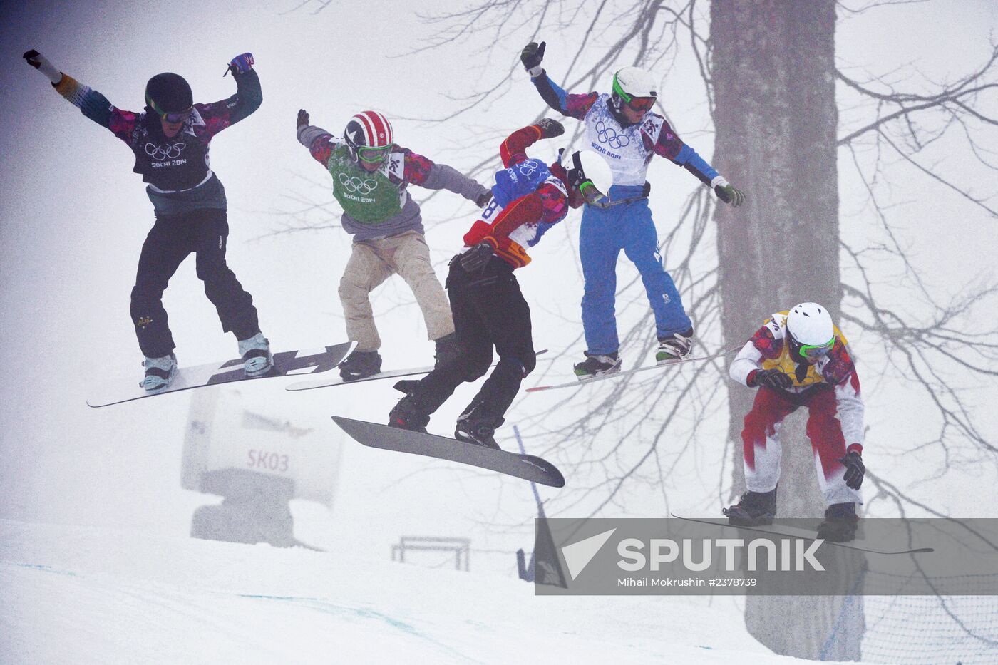 2014 Winter Olympics. Snowboarding. Men. Snowboard cross