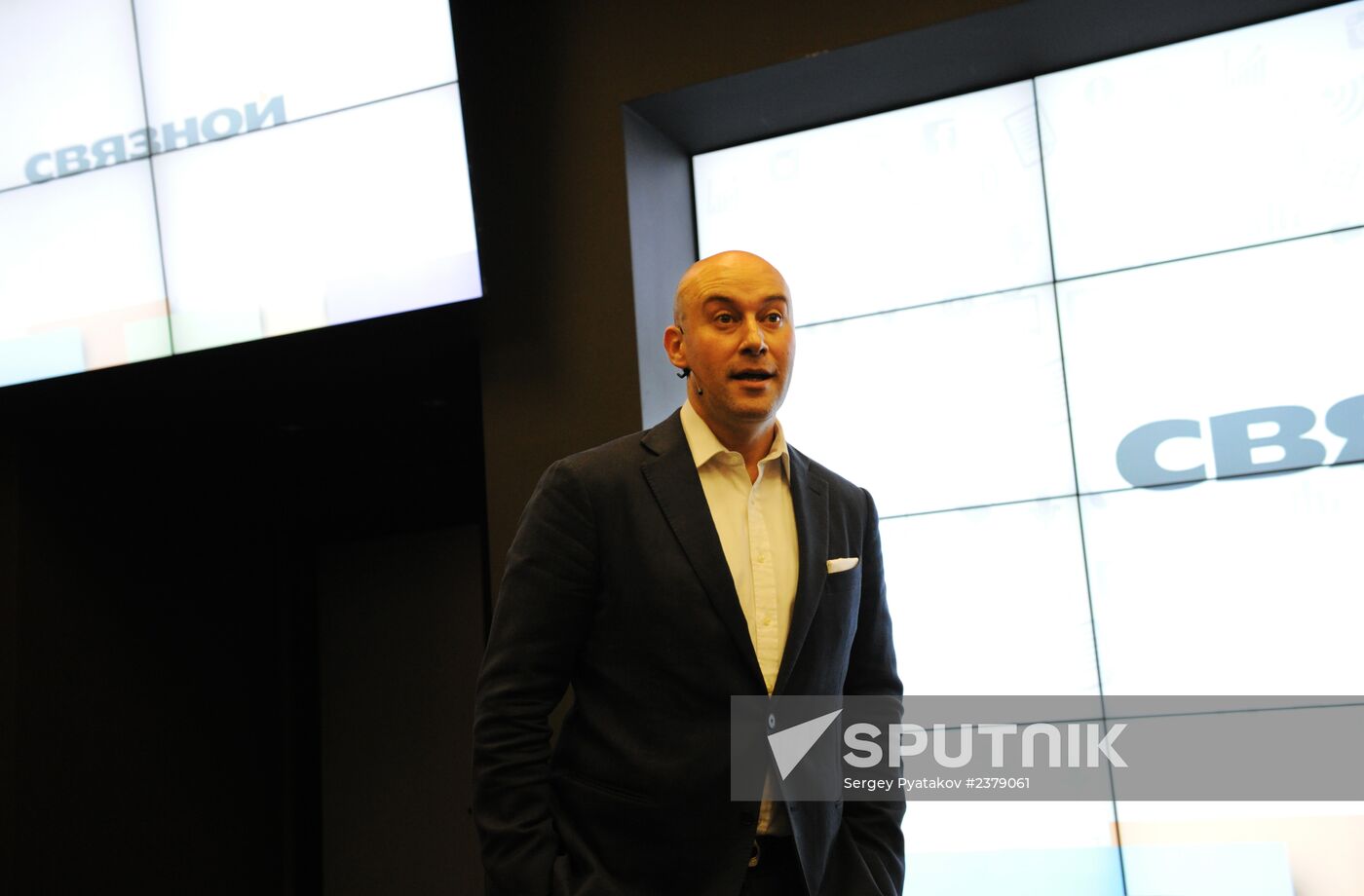 Press conference by Svyaznoy on 2013 performance