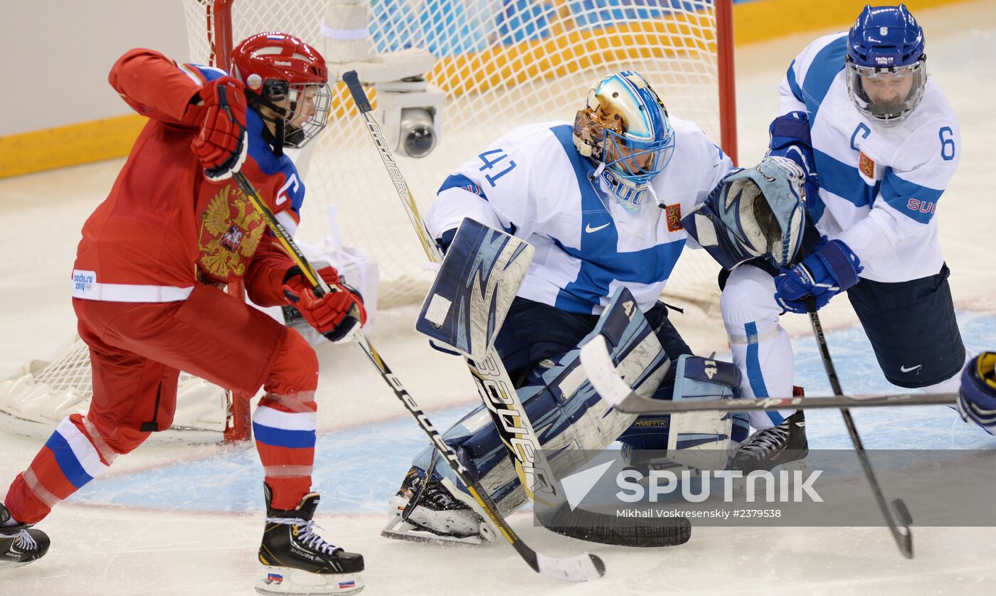 2014 Winter Olympics. Ice hockey. Women. Finland vs. Russia
