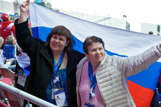 2014 Winter Olympics. Ice hockey. Men. Russia vs. Norway