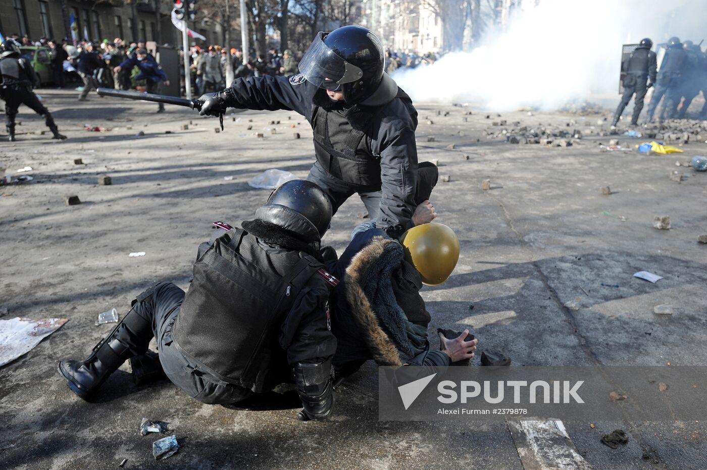 Ukraine crisis escalates