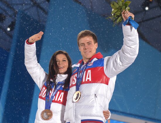 2014 Winter Olympics. Award ceremony. Day Eleven