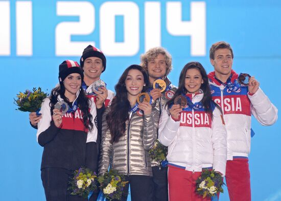 2014 Winter Olympics. Award ceremony. Day Eleven