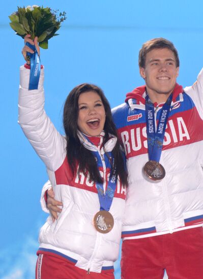 2014 Winter Olympics. Award ceremony. Day Eleven