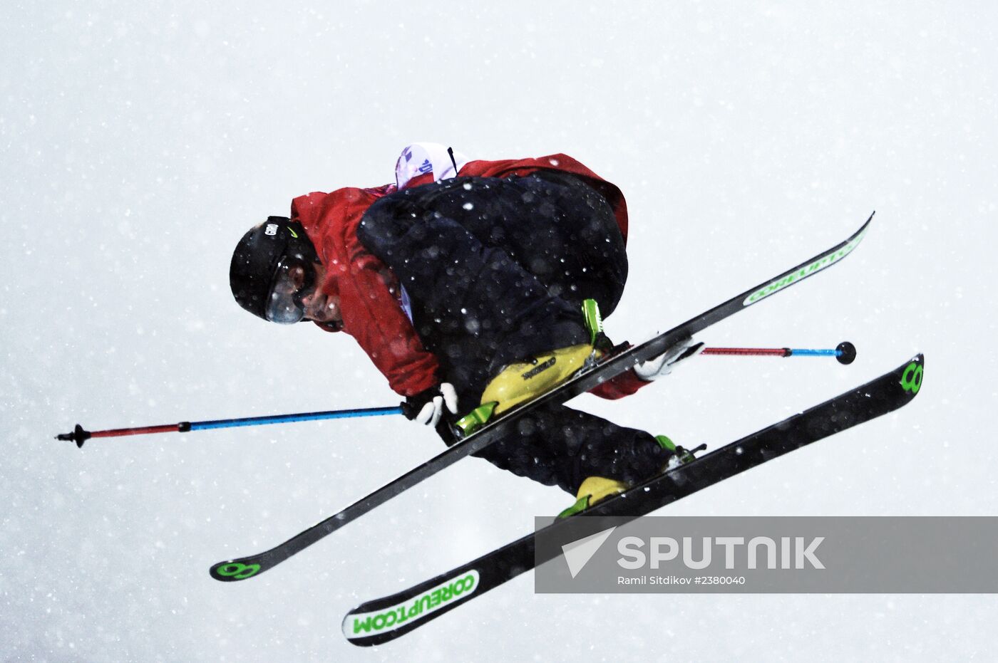 2014 Winter Olympics. Freestyle skiing. Men. Halfpipe