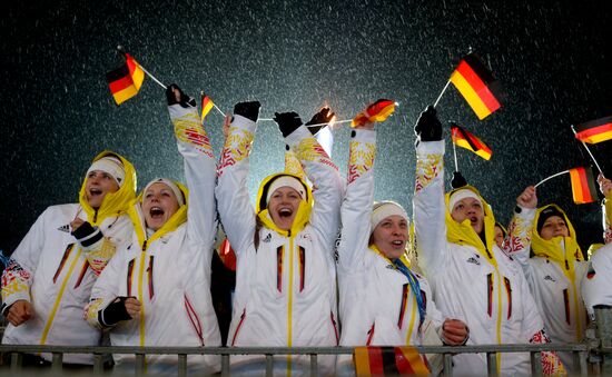 2014 Winter Olympics. Medal ceremony. Day Eleven