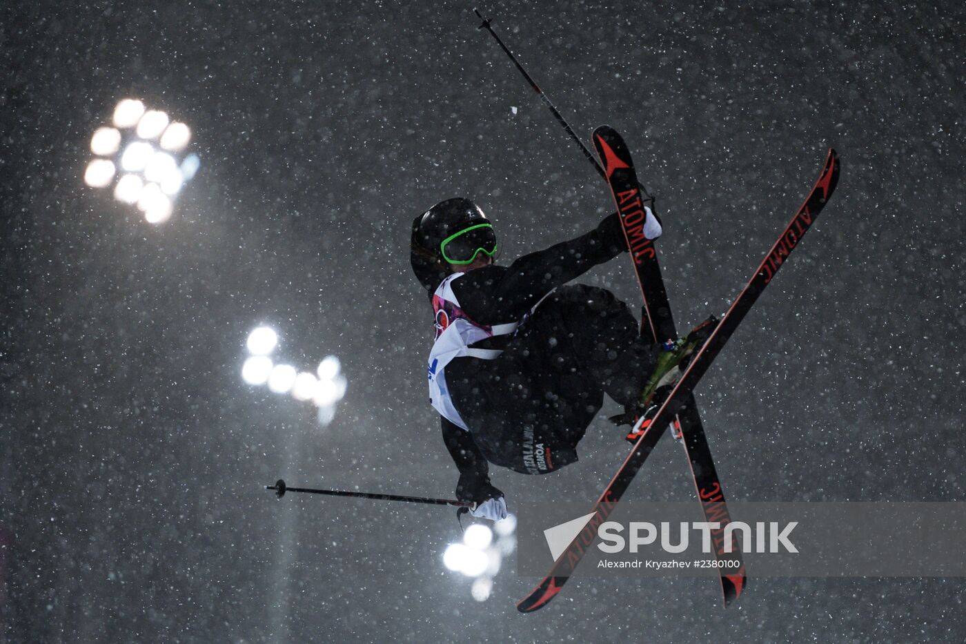 2014 Winter Olympics. Freestyle skiing. Men. Halfpipe