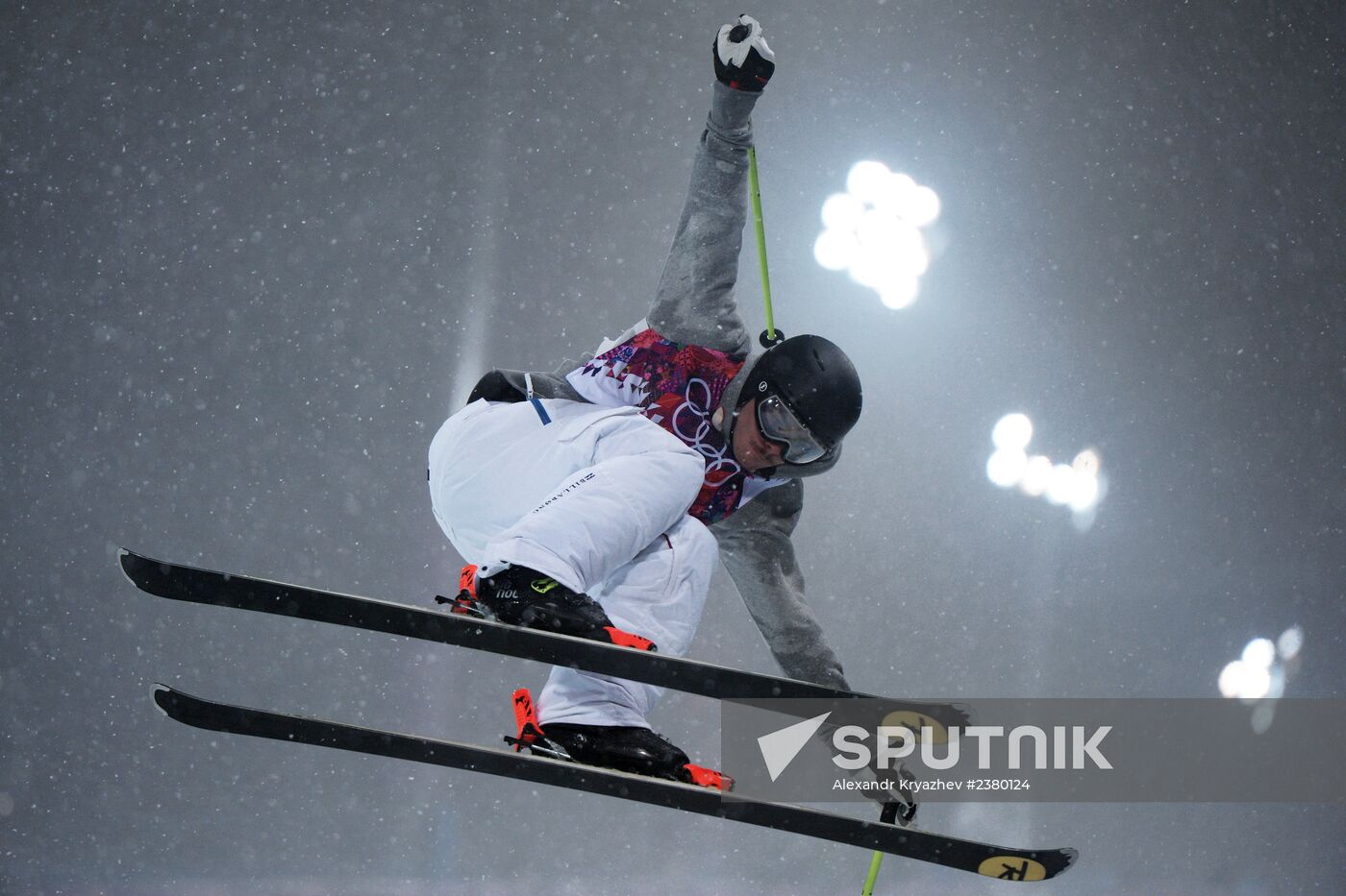 2014 Winter Olympics. Freestyle skiing. Men. Halfpipe