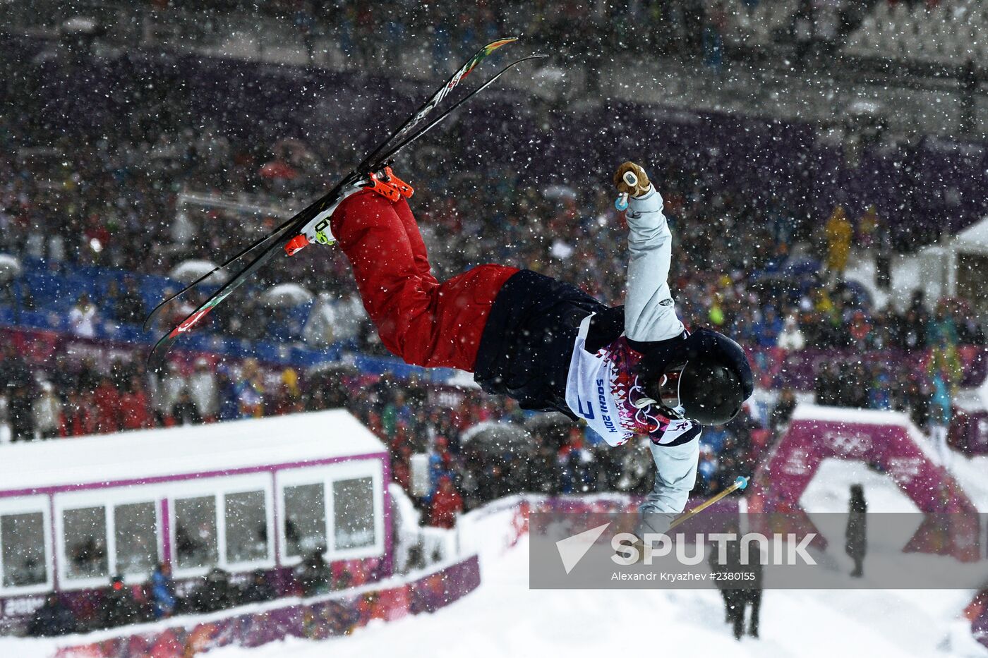 2014 Winter Olympics. Freestyle skiing. Men. Halfpipe