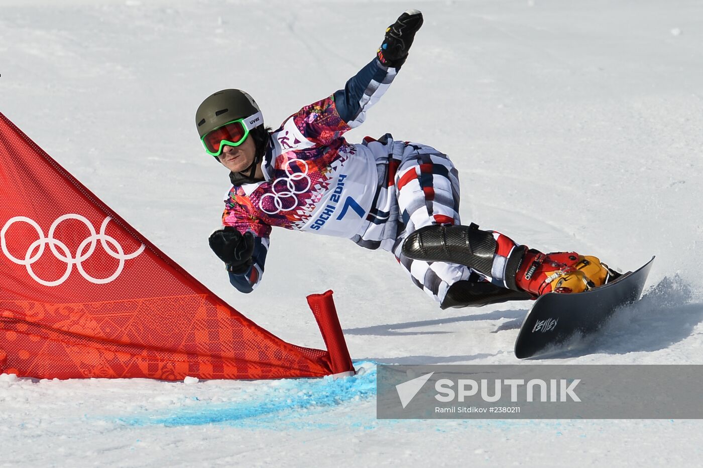 2014 Winter Olympics. Snowboarding. Men. Parallel giant slalom