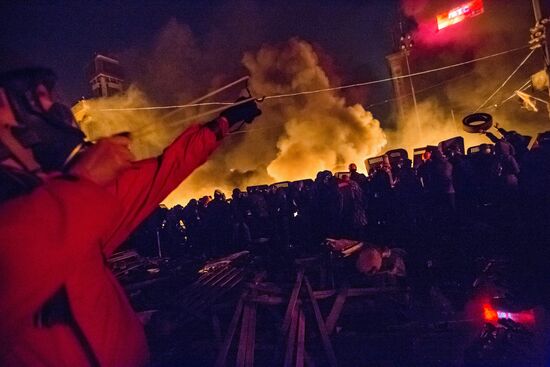 Ukraine crisis escalates