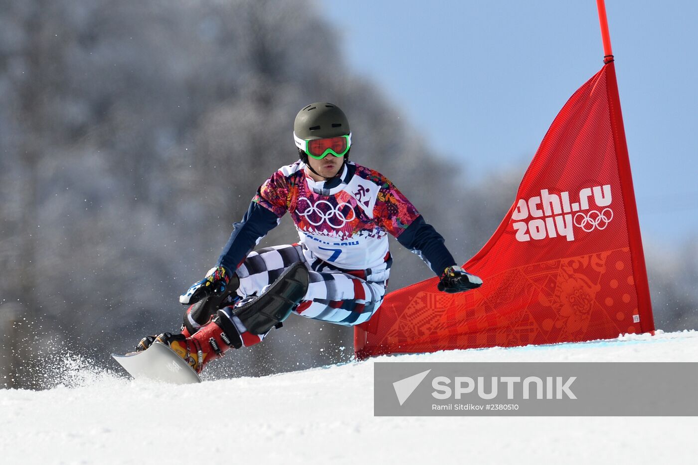 2014 Winter Olympics. Snowboarding. Men. Parallel giant slalom