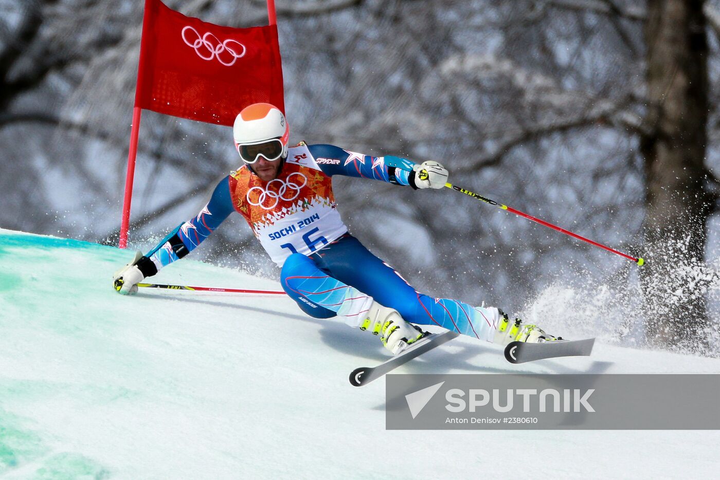 2014 Winter Olympics. Alpine skiing. Men. Giant slalom