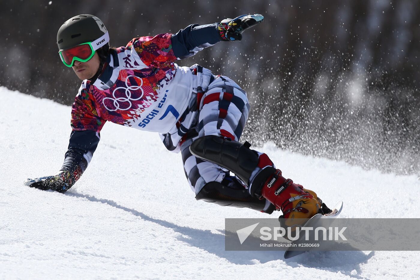 2014 Winter Olympics. Snowboarding. Men. Parallel giant slalom