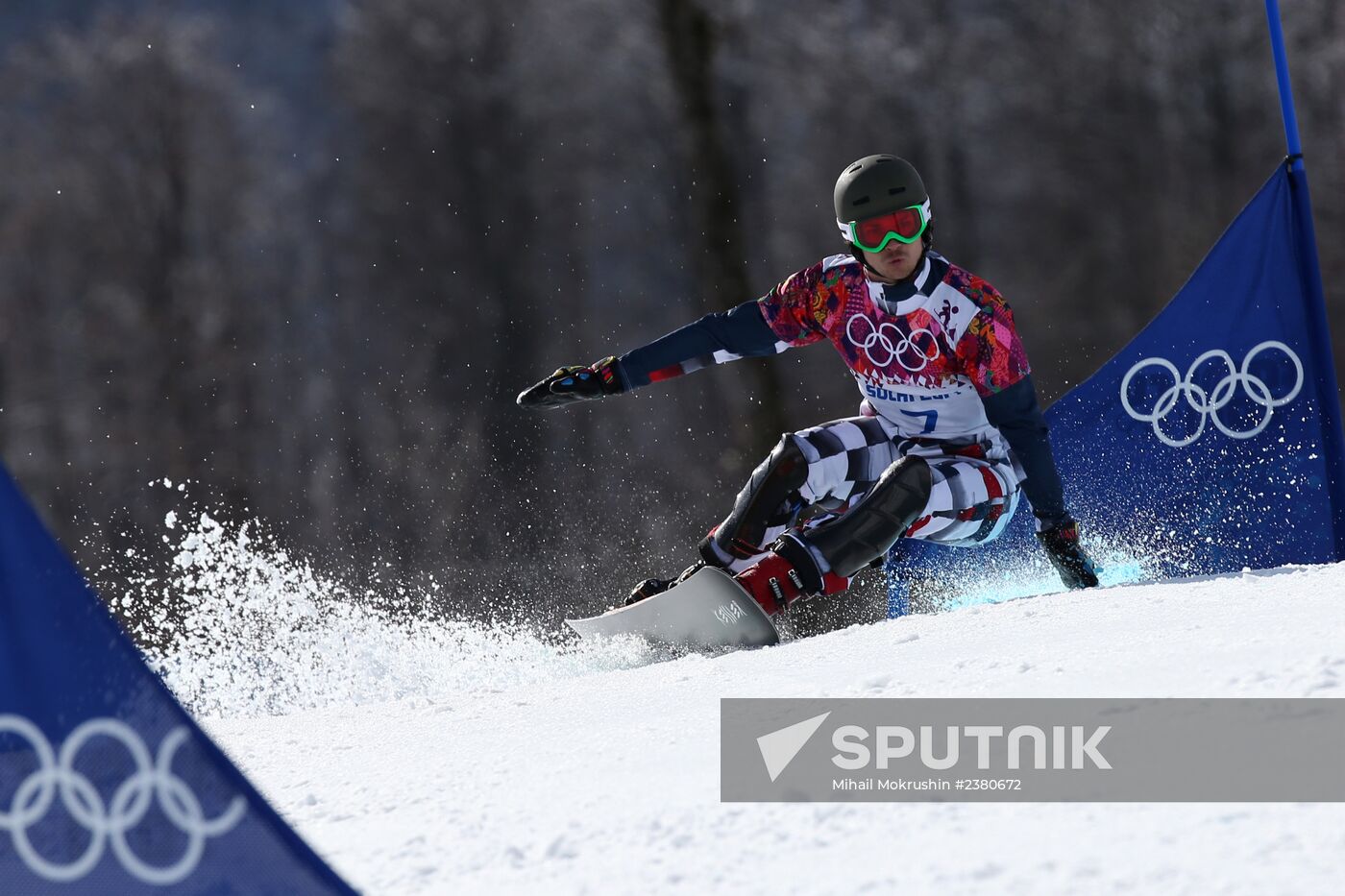 2014 Winter Olympics. Snowboarding. Men. Parallel giant slalom