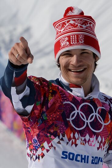 2014 Winter Olympics. Snowboarding. Men. Parallel giant slalom
