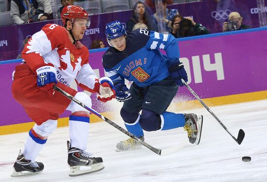 2014 Winter Olympics. Ice hockey. Men. Finland vs. Russia