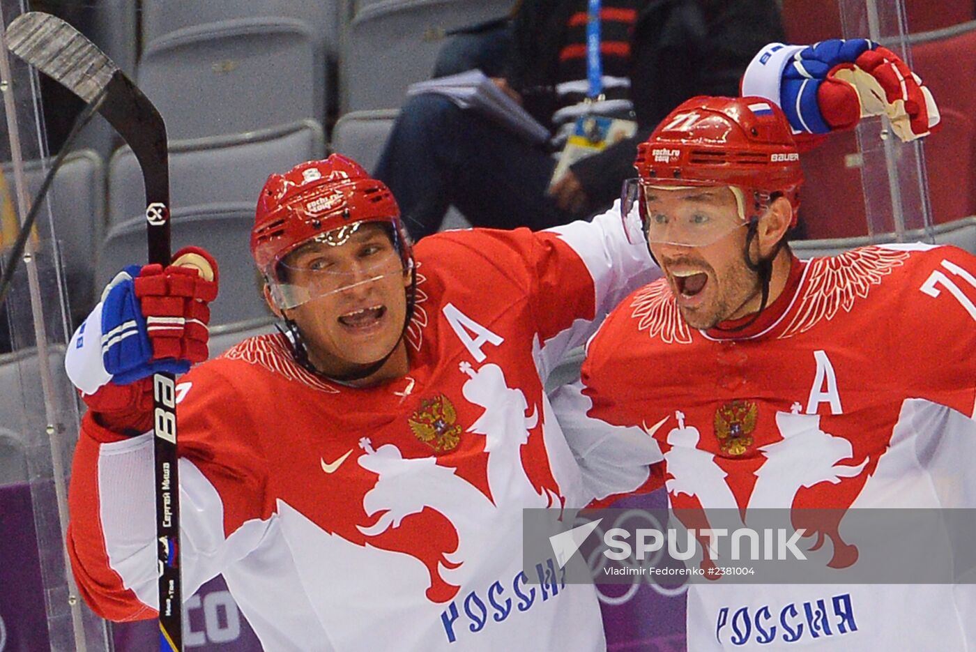 2014 Winter Olympics. Ice hockey. Men. Finland vs. Russia