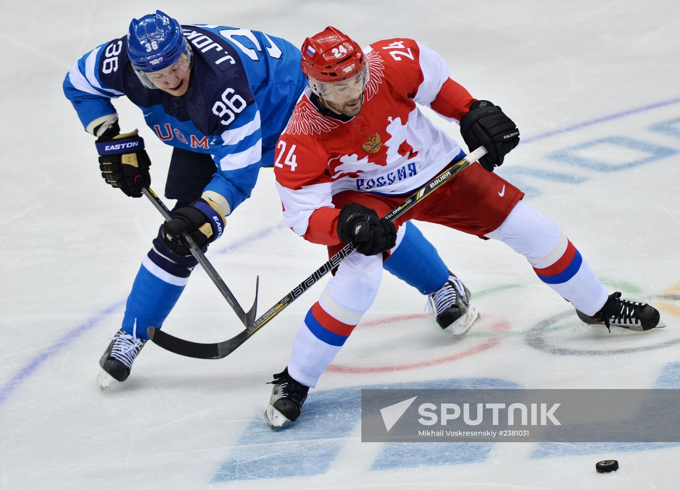 2014 Winter Olympics. Ice hockey. Men. Finland vs. Russia