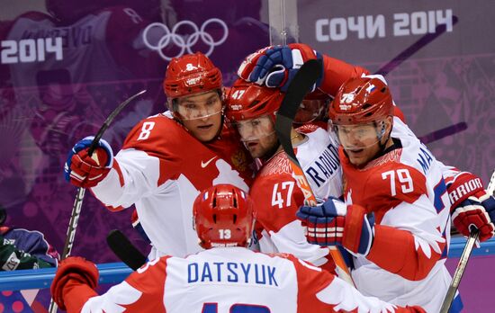 2014 Winter Olympics. Ice hockey. Men. Finland vs. Russia