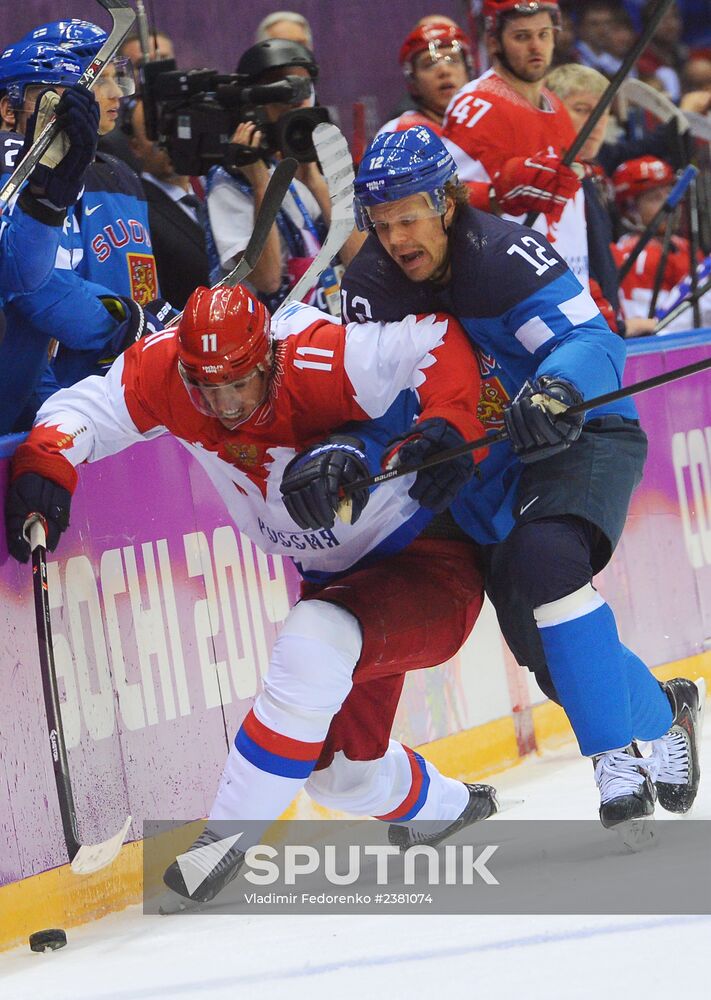 2014 Winter Olympics. Ice hockey. Men. Finland vs. Russia