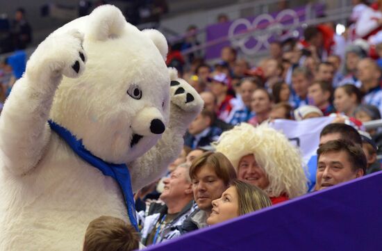 2014 Winter Olympics. Ice hockey. Men. Finland vs. Russia