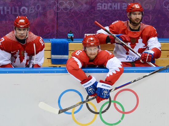 2014 Winter Olympics. Ice hockey. Men. Finland vs. Russia