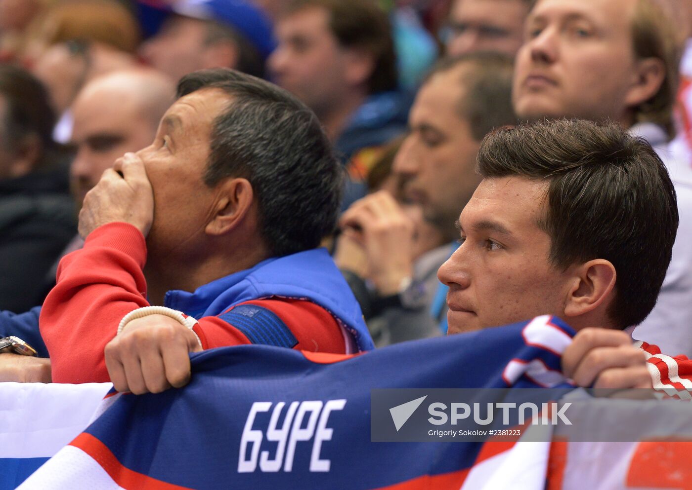 2014 Winter Olympics. Ice hockey. Men. Finland vs. Russia