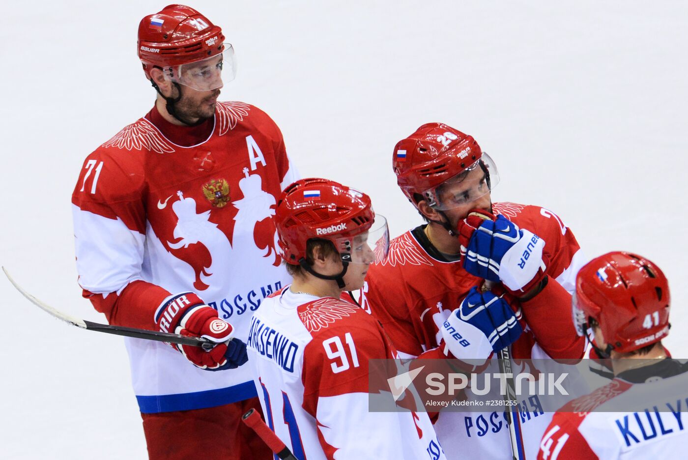 2014 Winter Olympics. Ice hockey. Men. Finland vs. Russia