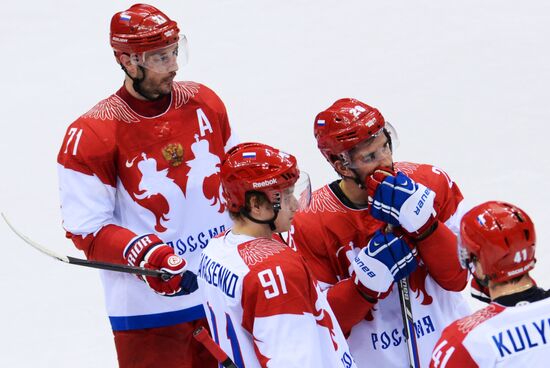 2014 Winter Olympics. Ice hockey. Men. Finland vs. Russia