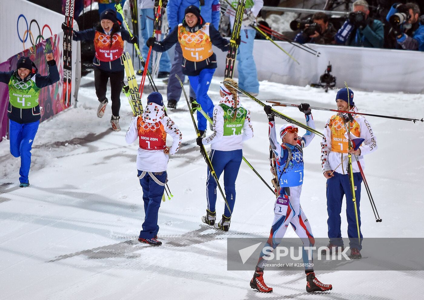 2014 Winter Olympics. Biathlon. Mixed relay