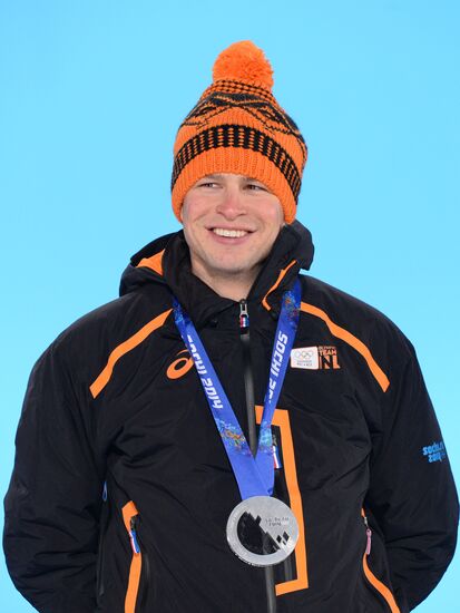 2014 Winter Olympics. Medal ceremony. Day Twelve