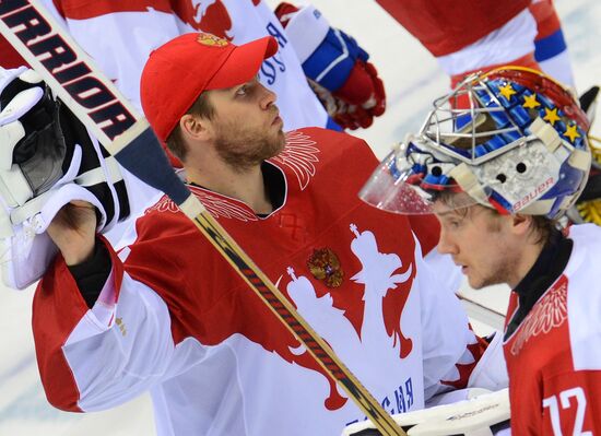 2014 Winter Olympics. Ice hockey. Men. Finland vs. Russia