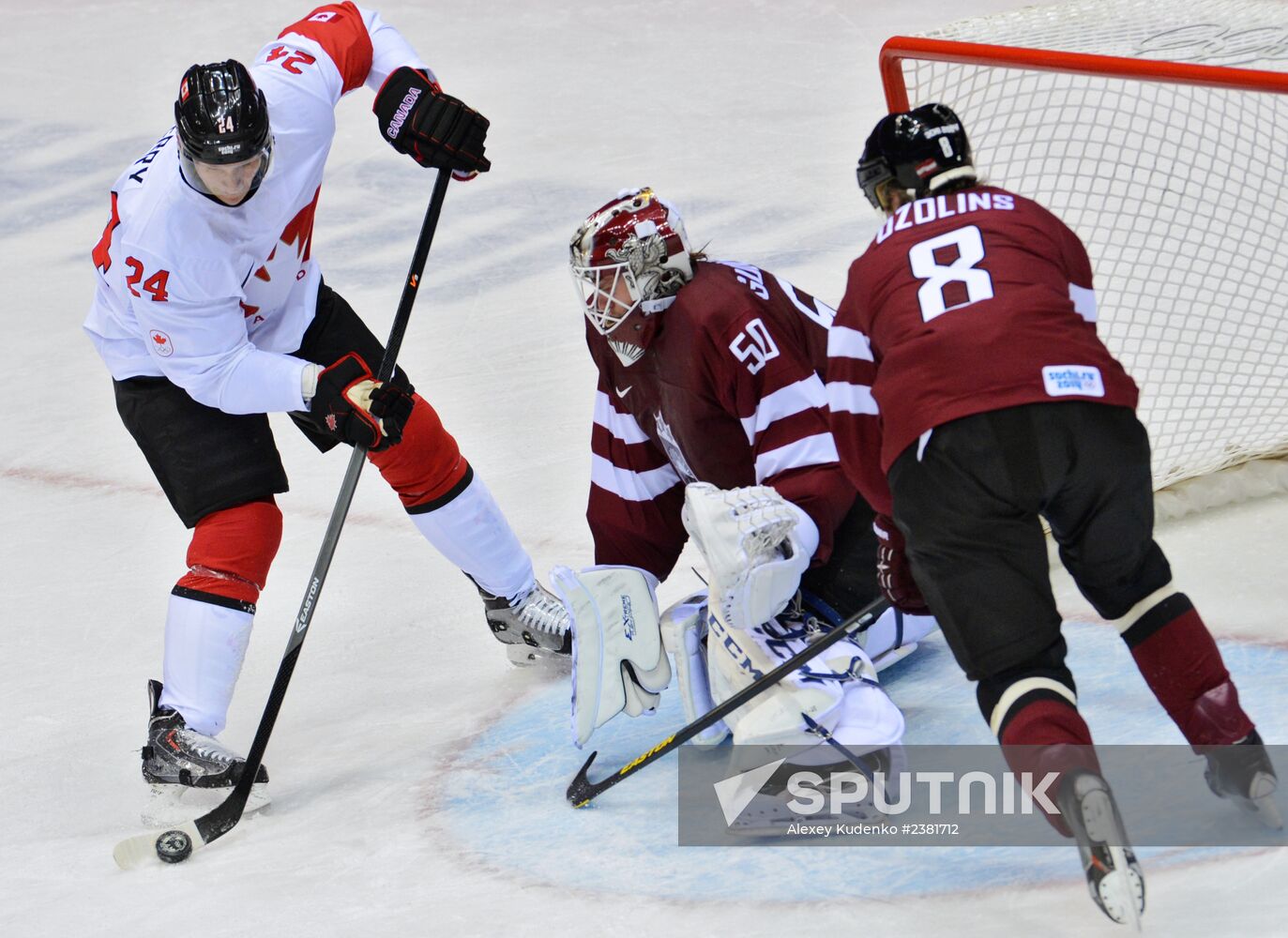 2014 Winter Olympics. Ice hockey. Men. Canada vs. Latvia