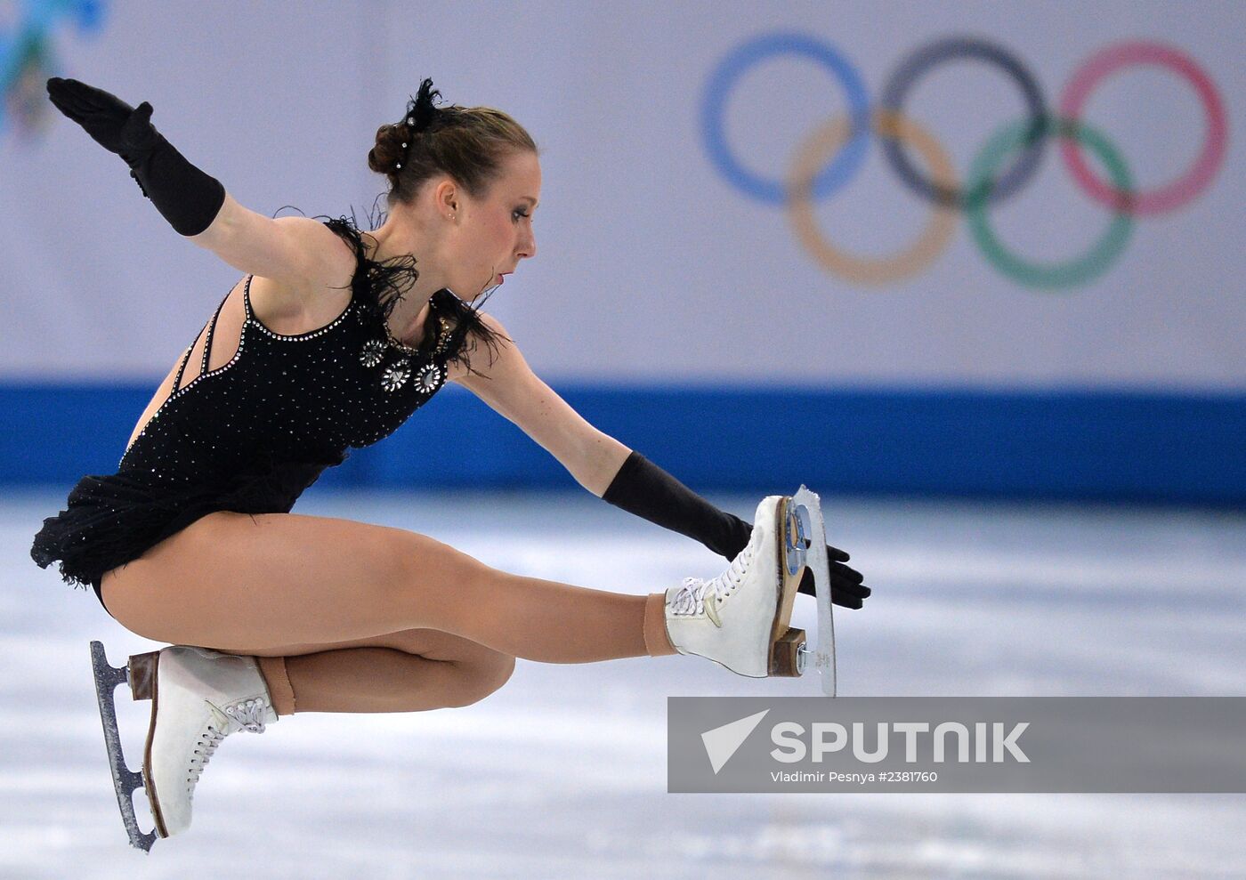 2014 Winter Olympics. Figure skating. Women. Short program