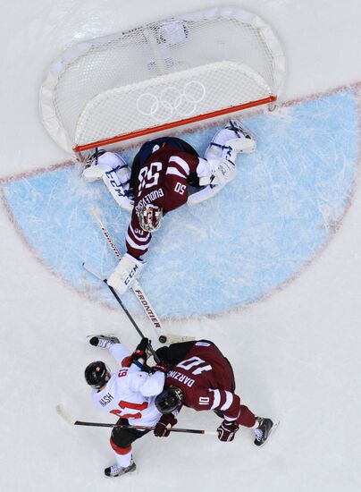 2014 Winter Olympics. Ice hockey. Men. Canada vs. Latvia