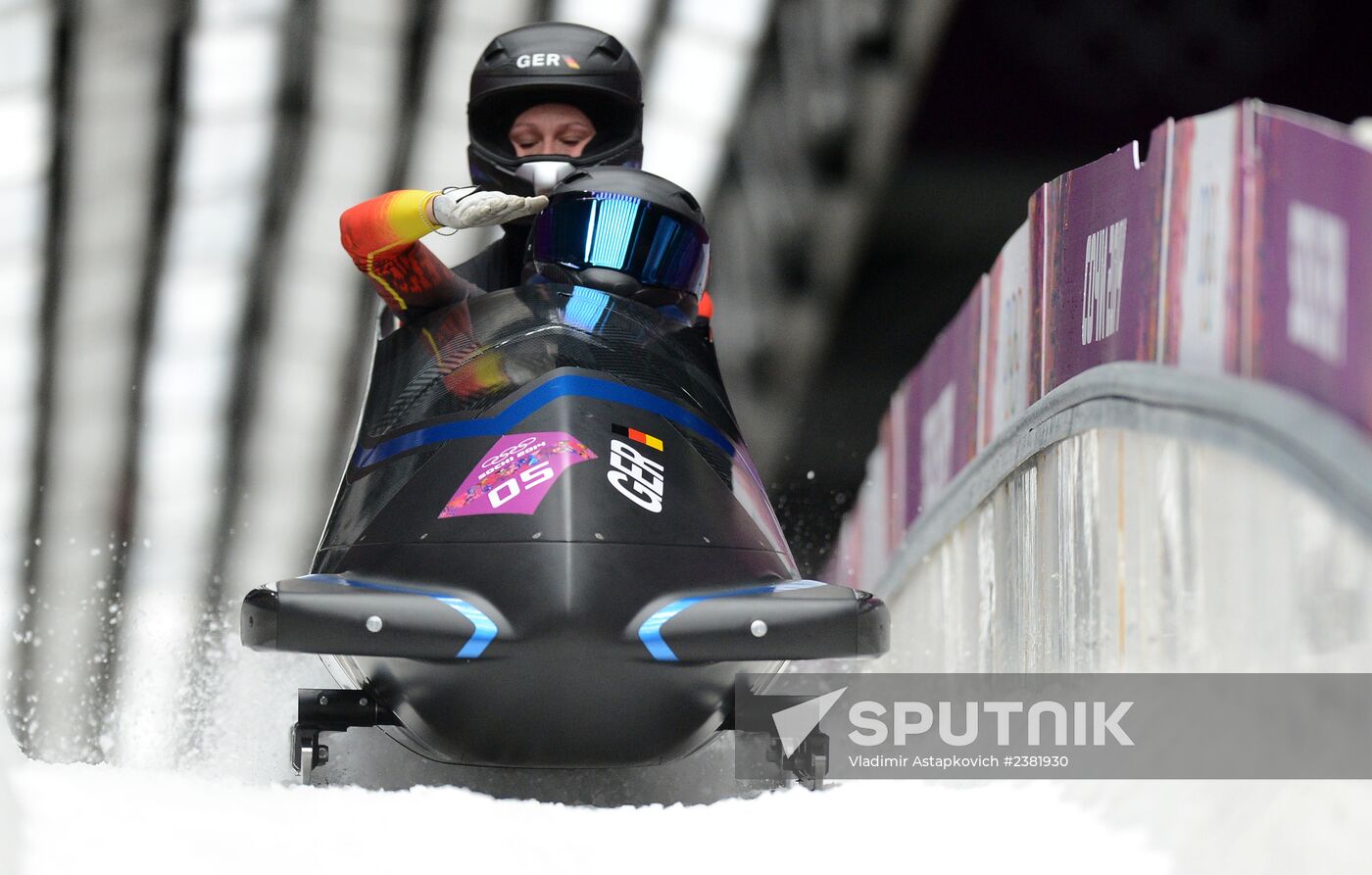 2014 Winter Olympics. Luge. Women. Day Two