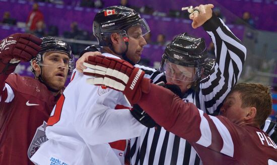 2014 Winter Olympics. Ice hockey. Men. Canada vs. Latvia