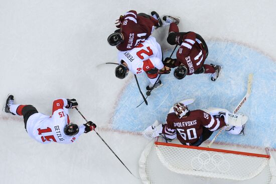 2014 Winter Olympics. Ice hockey. Men. Canada vs. Latvia