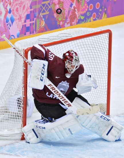2014 Winter Olympics. Ice hockey. Men. Canada vs. Latvia