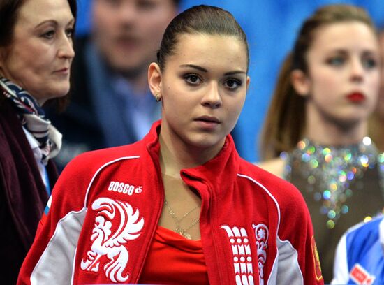 2014 Winter Olympics. Figure skating. Women. Short program