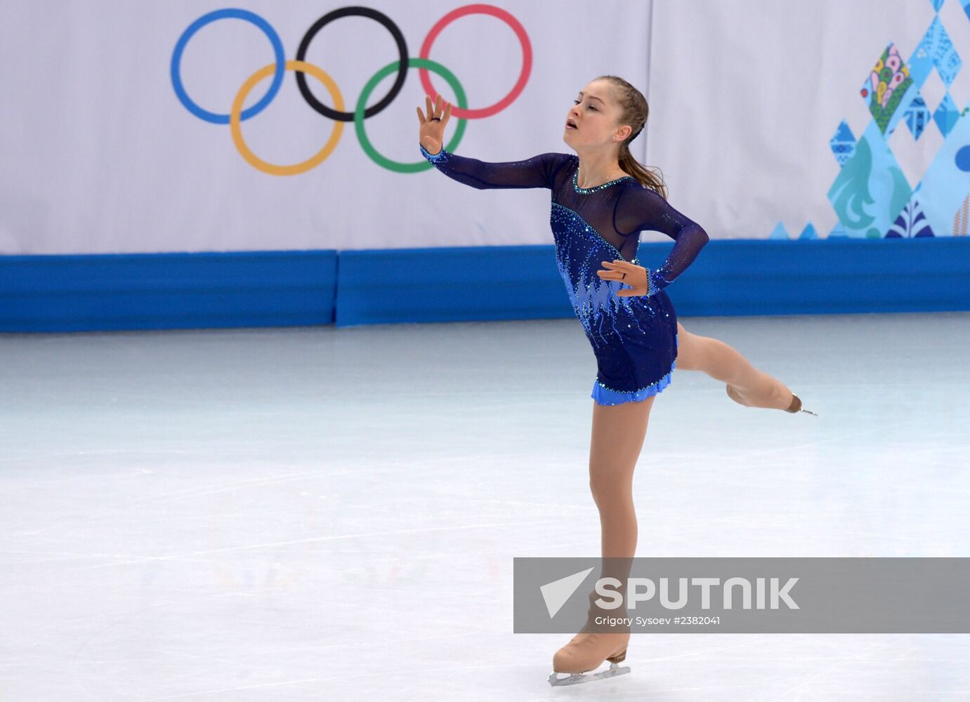 2014 Winter Olympics. Figure skating. Women’s singles. Short program